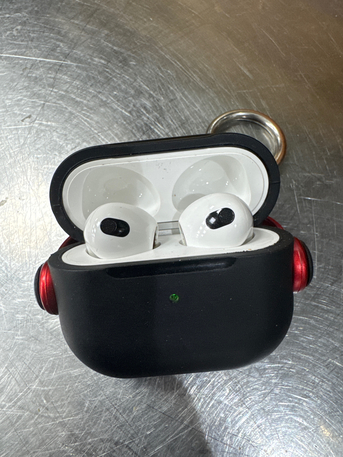 Salamah, Electronics, SAR 400,  Apple Airpod 3