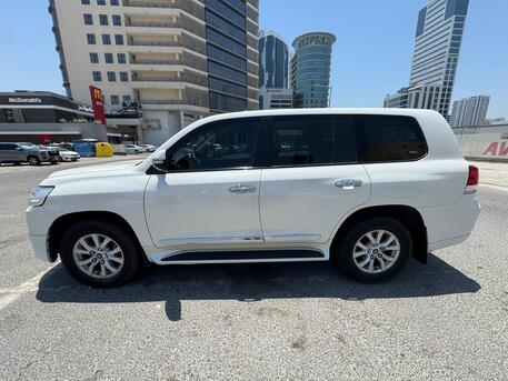 Al Seef, Vehicles, Cars & Trucks , BHD 14500,  Toyota Land Cruiser GX-R-V6,  2016,  Automatic,  125738 KM,   - Direct From The Owner