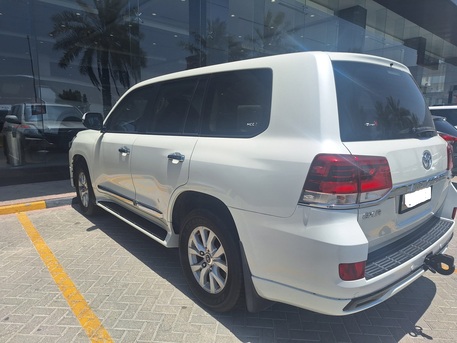 Al Seef, Vehicles, Cars & Trucks , BHD 14500,  Toyota Land Cruiser GX-R-V6,  2016,  Automatic,  125738 KM,   - Direct From The Owner