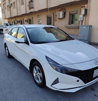 Khobar, Vehicles, Cars & Trucks , SAR 42500,  Hyundai Elentra,  2022,  Automatic,  209 KM,  Good Condition, Cruise Control, Alloy Wheels
