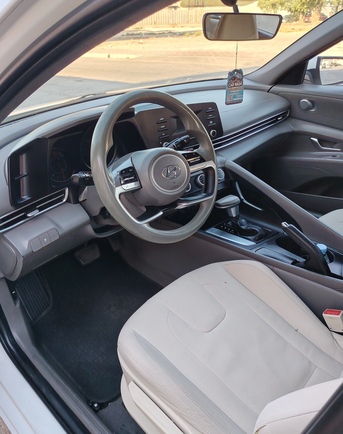 Khobar, Vehicles, Cars & Trucks , SAR 42500,  Hyundai Elentra,  2022,  Automatic,  209 KM,  Good Condition, Cruise Control, Alloy Wheels