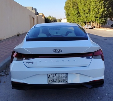 Khobar, Vehicles, Cars & Trucks , SAR 42500,  Hyundai Elentra,  2022,  Automatic,  209 KM,  Good Condition, Cruise Control, Alloy Wheels