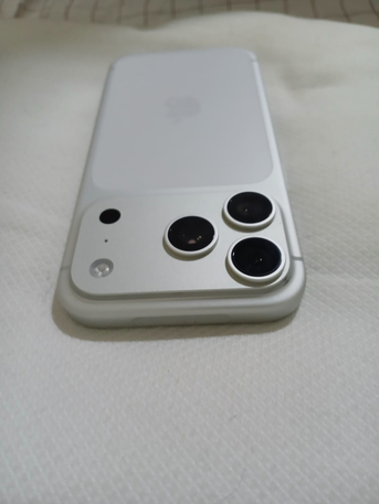 Jubail, Mobile Phones, SAR 3200,  For Sale: Iphone 17 Pro