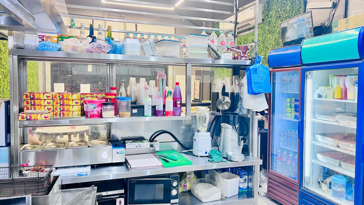 Dammam, Shops, ബ്രോസ്റ്റഡ് & ഫ്രെഷ് ജ്യൂസ് ബൂഫിയ വിൽപ്പന