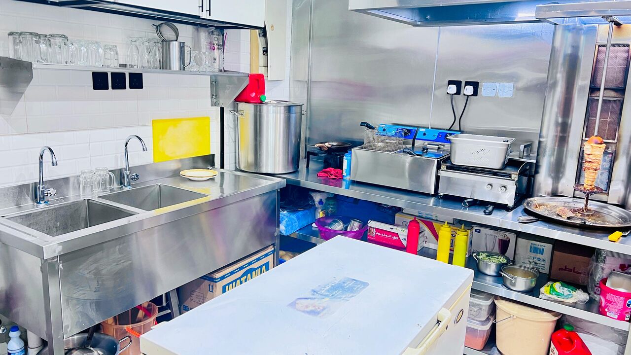 Dammam, Shops, 30 Sq. Meter,  Boofiya For Sale &ndash; Broasted & Fresh Juice Shop