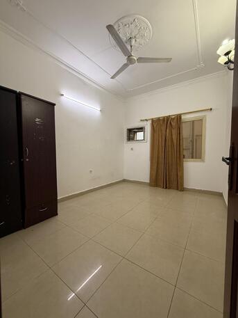 Hoora, Apartments, Flats, Houses & Villas, BHD 220/month,  2 BR,  2 Bedroom Semi Furnished Flat For Rent With Ewa