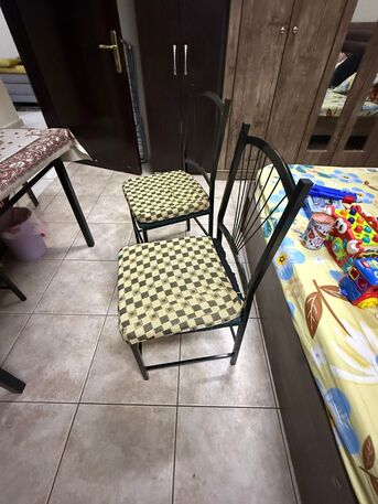 Al Murabba, Furniture, SAR 170,  Table With Three Chairs