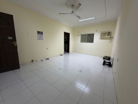 Hoora, Apartments, Flats, Houses & Villas, BHD 140/month,  Studio,  Semi-Furnished Studio Flat For Rent In Hoora | Near Tea House | Budget-Friendly Living