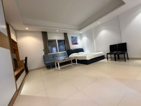 Adliya, Apartments, Flats, Houses & Villas, BHD 240/month,  Furnished,  Studio,  Flat For Rent In Adliya | Pool & Gym | Unlimited EWA