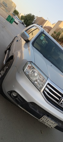 Riyadh, Vehicles, Cars & Trucks , SAR 25000,  Honda Pailot,  2013,  Automatic,  254000 KM,   For Sale