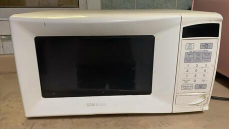 Jubail, Household Items, SAR 150,  Microwave Oven, Samsung