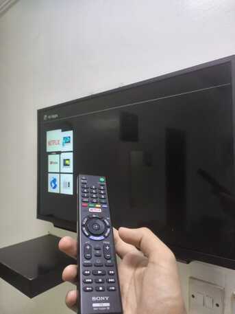 Mushrefah, Electronics, SAR 600,  33" Sony TV For Sale