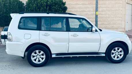 Riyadh, Vehicles, Cars & Trucks , SAR 53000,  Mitsubishi Pajero,  2017,  Automatic,  169000 KM,   GLS, , , 169,000 KM, 3.5