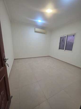 Khobar, Apartments, Flats, Houses & Villas, SAR 35600/year,  4 BR,  4 Bedrooms, A Living Room,2 Bathrooms, And A Kitchen, Roof Top Floor,elevator