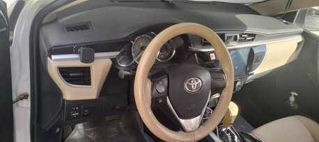Al Bawadi, Vehicles, Cars & Trucks , SAR 38000,  Toyota Corolla 2015,  2015,  Automatic,  329900 KM,  SAR38000  - Urgent Sale