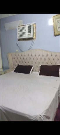 Al Batha, Furniture, SR 250,  BED.. WALLDROBE..DRESSING TABLE..BED SIDE TABLE...ONE EXTRA DRAWAS ...ONE GASS OVEN STOVER