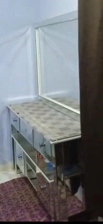 Al Batha, Furniture, SR 250,  BED.. WALLDROBE..DRESSING TABLE..BED SIDE TABLE...ONE EXTRA DRAWAS ...ONE GASS OVEN STOVER
