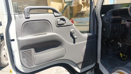 Asker, Vehicles, Cars & Trucks , BHD 3000,  ISUZU QKR 2016,  2016,  Manual,  00000 KM,  Six Wheel For Sales