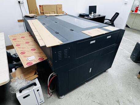 Riyadh, Machinery, SAR 19000,  LASER MACHINE SMALLST TECH ST-L1390-