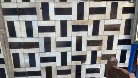 Janabiya, Household Items, BHD 50,  ORIGINAL LEATHER CARPET FOR SALE