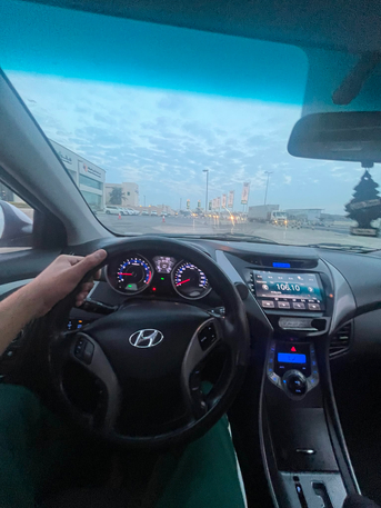 East Riffa, Vehicles, Cars & Trucks , BHD 2100,  Hyundai Elantra,  2014,  Automatic,  186000 KM,  Very Good Condition Car   Model For Sale