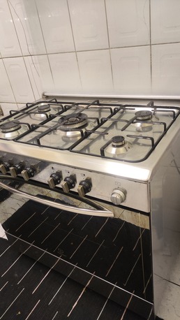 Al Khobar Al Shamalia, Appliances, SAR 650,  Made In Italy Indesit 90X60 Cm, 5 Burners Free Standing Gas Cooker Perfect Condition