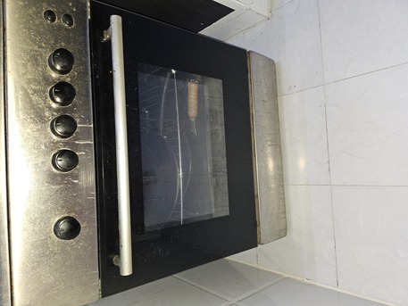Riffa, Household Items, BHD 50,  Urgent  Stove And Cylinder For Sale