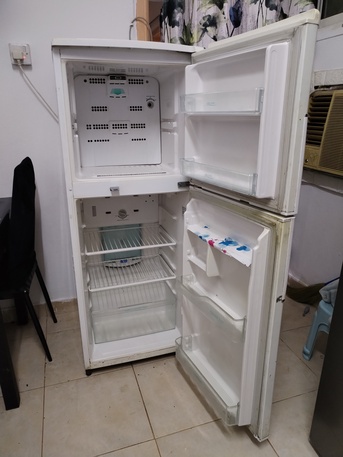 Riyadh, Appliances, SAR 250,  Used Fridge