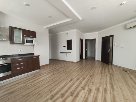 Salmabad, Apartments, Flats, Houses & Villas, BHD 240/year,  2 BR,  Salmabad Highway:- 2Bhk Semifurnished Flat On Rent..