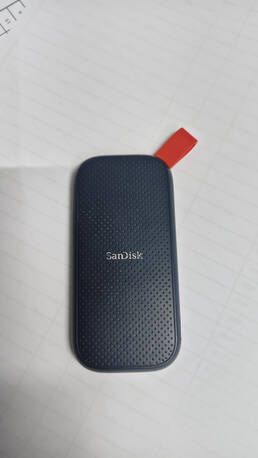 Jeddah, Computers, SAR 450,  For Sale: SanDisk Portable SSD 2TB &ndash; Excellent Condition