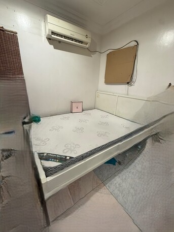 Dammam, Furniture, SAR 350,  🛏️ Queen Bed + Mattress For Sale – 350 SAR