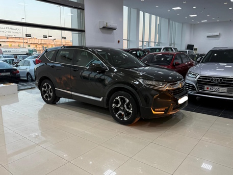 Manama, Vehicles, Cars & Trucks , BHD 7500,  Honda CR-V,  2018,  Automatic,  79900 KM,    (Green)
