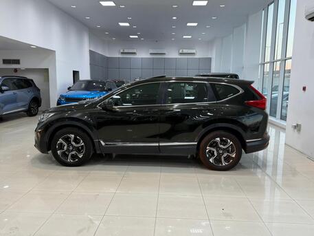 Manama, Vehicles, Cars & Trucks , BHD 7500,  Honda CR-V,  2018,  Automatic,  79900 KM,    (Green)