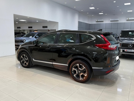Manama, Vehicles, Cars & Trucks , BHD 7500,  Honda CR-V,  2018,  Automatic,  79900 KM,    (Green)