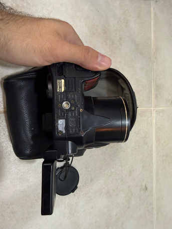 Manama, Electronics, BHD 15,  Vintage Nikon Coolpix 8700 Camera + Original Leather Case | كاميرا نيكون