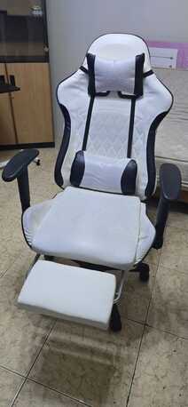 Hara, Furniture, SAR 200,  Gaming Chair Office Chair With Footrest