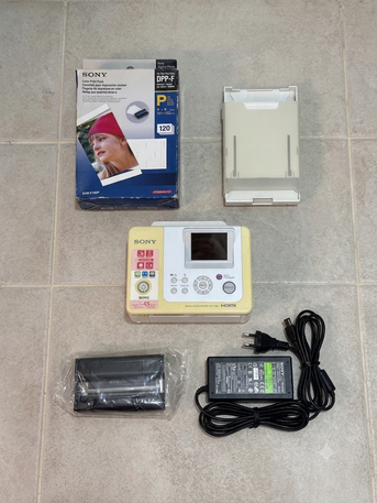 Manama, Electronics, BHD 16,  Vintage Sony DPP-FP85 Photo Printer (Complete Kit) | طابعة صور سوني كلاسيكية