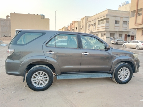 Al Jaradiyah, Vehicles, Cars & Trucks , SAR 33000,  Toyota Fortuner,  2012,  Manual,  430000 KM,   Gear  Double