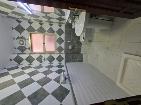 Adliya, Apartments, Flats, Houses & Villas, BHD 275/month,  Furnished,  2 BR,  -Neet & Clean Fully Furnished 2 BHK Flat With Ewa @275 BD In Adliya