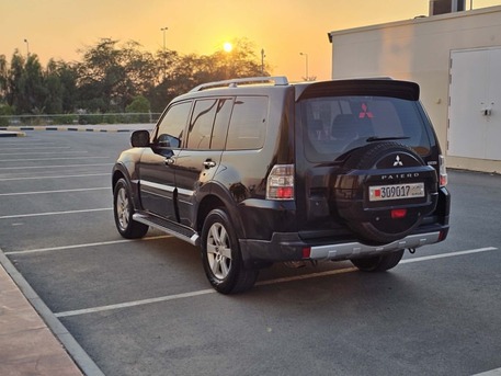 East Riffa, Vehicles, Cars & Trucks , BHD 2100,  Mitsubishi Pajero,  2007,  Automatic,  220000 KM,    GLS - 220K KM Only - Pass & Insr 31st Jan 27 - Orig Paint - 2100 BD
