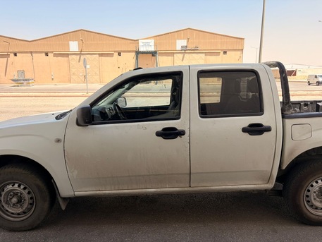 Riyadh, Vehicles, Cars & Trucks , SAR 27000,  Isuzu D-MAX,  2012,  Manual,  320000 KM,