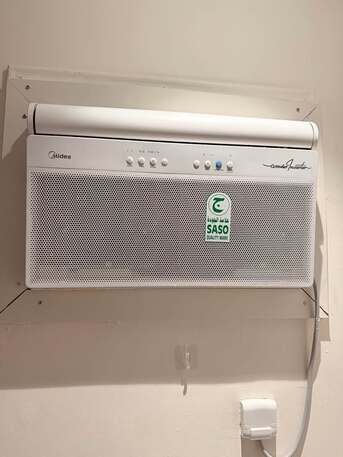 Al Aziziyah, Household Items, SAR 16850,  For Sale Household Items Available Kitchen Cabinets 6 Air Conditioners Furniture