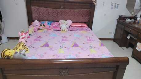 Riyadh, Furniture, SAR 2000,  Full Bedroom Furniture Set Very Good