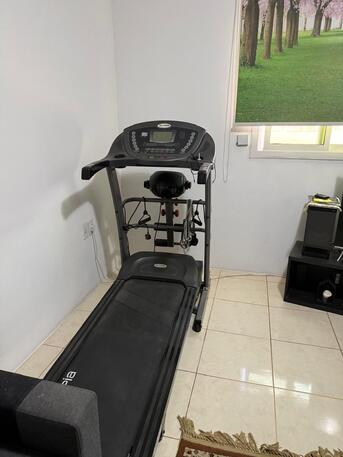 Thuqbah, Health & Beauty Items, SAR 1000,  Treadmill For Sale