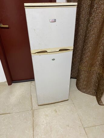 Yanbu, Appliances, SAR 250,  MEDIUM SIZE REFRIGERATOR