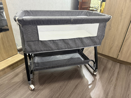 Khobar, Furniture, SAR 300,  Baby Bassinet And TV Table
