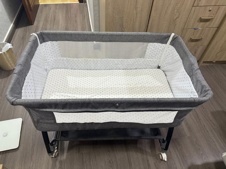 Khobar, Furniture, SAR 300,  Baby Bassinet And TV Table