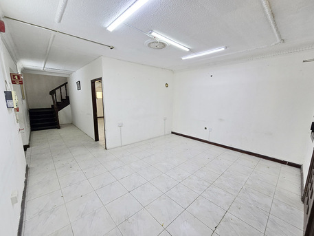 Isa Town, Apartments, Flats, Houses & Villas, BHD 700/month,  6 BR,  332 Sq. Meter,  Villa For Rent In Isa Town
