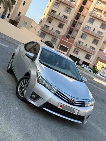 Manama, Vehicles, Cars & Trucks , BHD 3000,  Toyota Corolla,  2015,  Automatic,  134 KM,