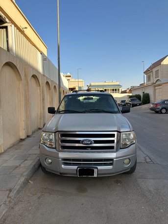 Riyadh, Vehicles, Cars & Trucks , SAR 20,  Ford Expedition,  2011,  Automatic,  288 KM,    (Fuel Flex) Semi Optional Asking 20k